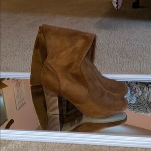 Brown Heel Boot!